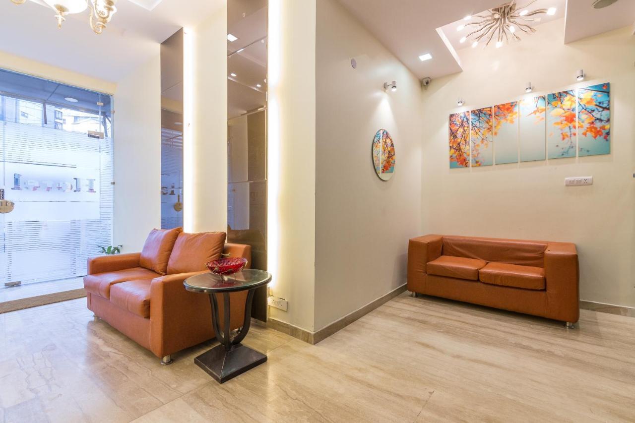 Rupam Hotel Delhi  Buitenkant foto